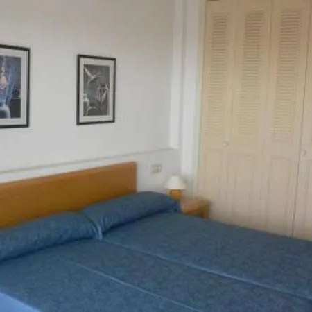 Apartament Paraiso 10 *
